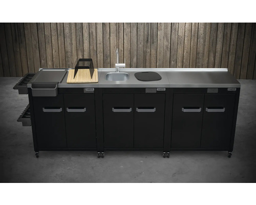 Grillküche mit Spüle, Schneidebrett und Schränken für den Aussenbereich