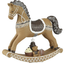 Dekoratives Schaukelpferd mit Teddy, Geschenk und Tanne als Weihnachtsdekoration