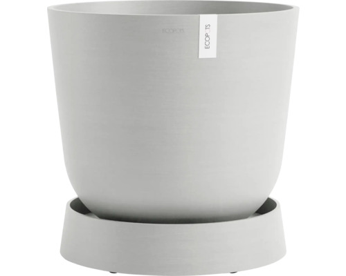 Pot de fleurs en plastique avec soucoupe