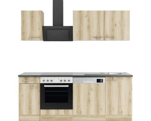 Cuisine équipée avec éléments hauts, hotte aspirante, cuisinière, lave-vaisselle et évier