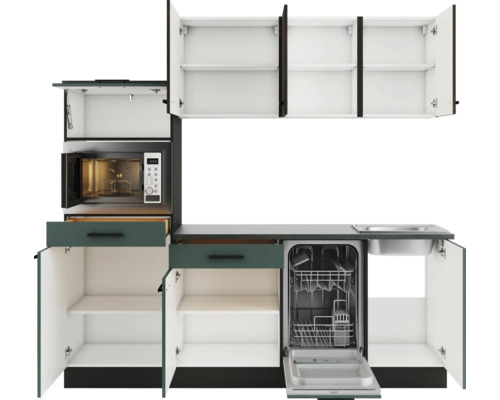 Küchenzeile mit Mikrowelle, Spülmaschine, Spüle und Schränken