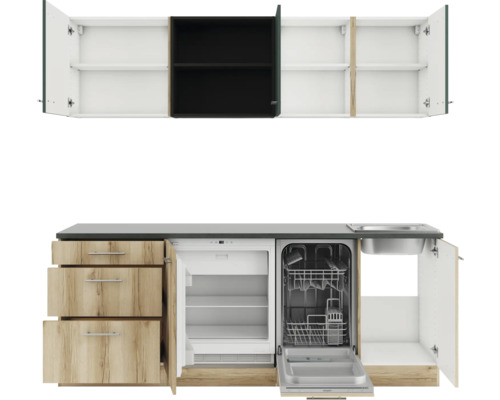 Cuisine compacte avec évier, lave-vaisselle, réfrigérateur et placards hauts