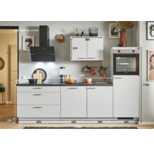 Komplette Küchenzeile mit Elektrogeräten, Spüle, Hängeschrank und Dunstabzugshaube
