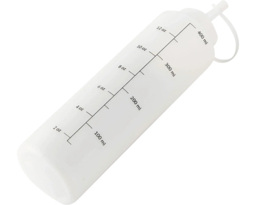Bouteille de dosage avec échelle de mesure pour liquides