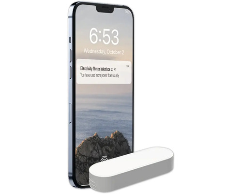 Smartphone avec notification de consommation électrique accrue et capteur associé