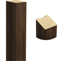 Coin de plinthe en bois