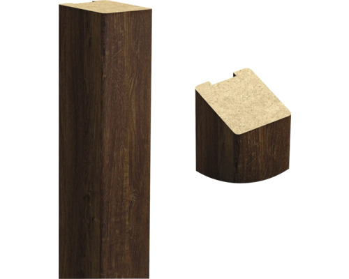 Coin de plinthe en bois