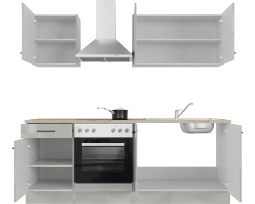 Moderne Küchenzeile mit Spüle, Herd, Dunstabzugshaube und Stauraum