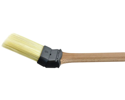 Pinceau plat avec poils synthétiques et manche en bois