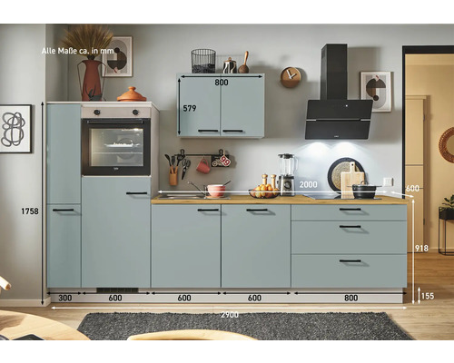 Küchenzeile mit Einbaubackofen, Dunstabzugshaube und Maßen