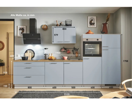 Komplette Küche mit Einbaubackofen, Spüle, Dunstabzugshaube und Maßen.