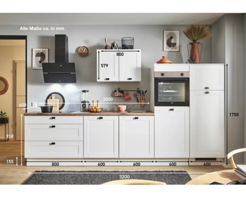 Küchenzeile mit Unterschränken, Hängeschränken, Arbeitsplatte und Elektrogeräten mit Maßangaben