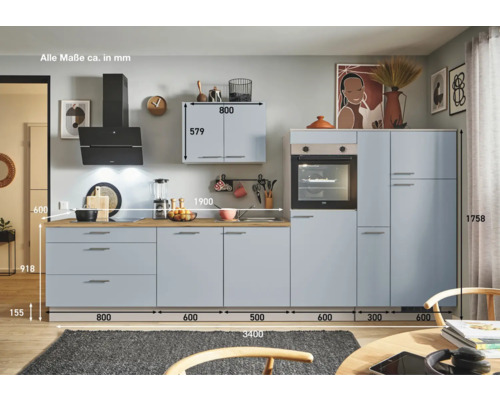 Küchenzeile in hellem Farbton mit Elektrogeräten und Maßen