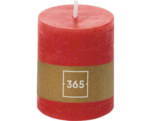 Rote Stumpenkerze mit Banderole und der Zahl 365