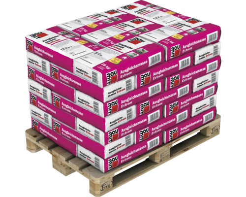 Palette mit Säcken Bau mit Ausgleichsmasse Extrem, je 25 Kilogramm