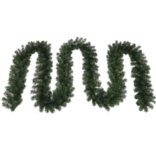 Guirlande de sapin artificielle comme décoration pour Noël