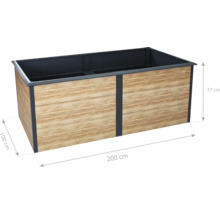 Jardinière surélevée mesurant 200 cm de long, 100 cm de large et 77 cm de haut.