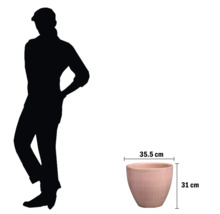 Pot de fleurs mesurant 35,5 cm de large et 31 cm de haut