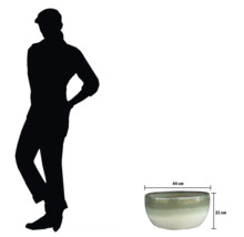 Pot de fleurs avec des dimensions de 44 cm sur 21 cm