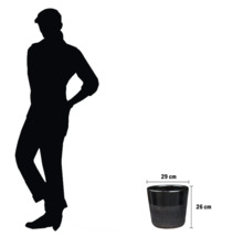 Blumentopf mit den Maßen 29 cm x 26 cm