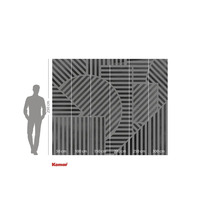 Papier peint photo Komar avec motif géométrique à rayures et indications de dimensions