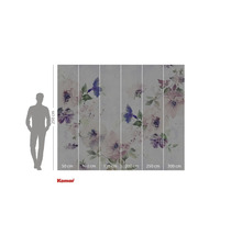 Papier peint photo Komar avec motif floral et indications de mesure.