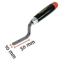 Gratte-joints Fugenboy avec manche en bois, longueur 50 mm et largeur 10 mm.