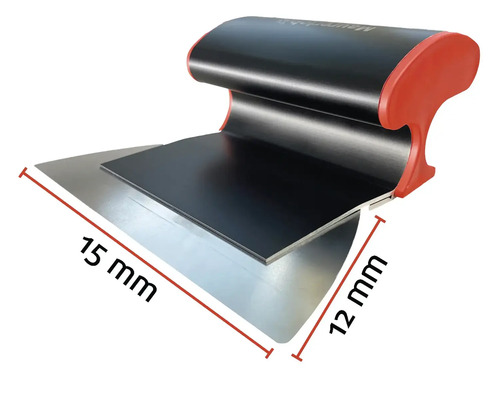 Outil de maçonnerie avec des dimensions de 15 mm et 12 mm pour le travail de la maçonnerie