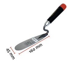 Maurerkelle mit einer Blattlänge von 160 mm und einer Blattbreite von 45 mm.