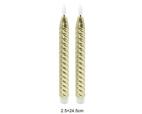 Zwei goldene LED-Stabkerzen in gedrehter Optik, Größe 2,5 mal 24,5 Zentimeter.