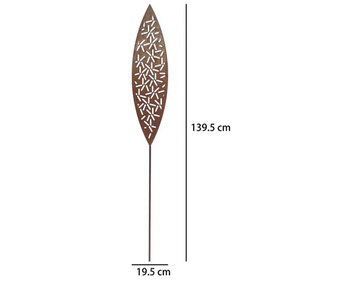 Gartenstecker aus Metall in Blattform mit Rostoptik, Höhe 139,5 Zentimeter, Breite 19,5 Zentimeter.