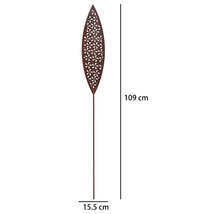 Tuteur de jardin en métal aspect rouille, en forme de feuille avec motif décoratif, hauteur 109 centimètres, largeur 15,5 centimètres