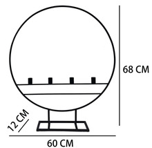 Runder Metall-Kerzenhalter für vier Kerzen, 60 mal 68 mal 12 Zentimeter.