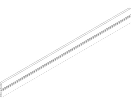 Eine lange, schmale Aluminiumprofilschiene für technische Anwendungen in einer perspektivischen Ansicht.