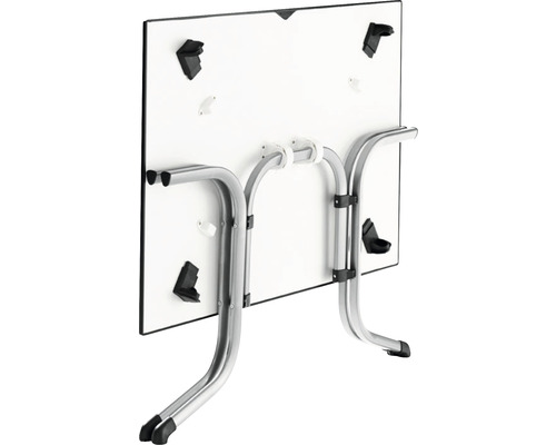 Table pliée avec pieds en métal vue de dessous