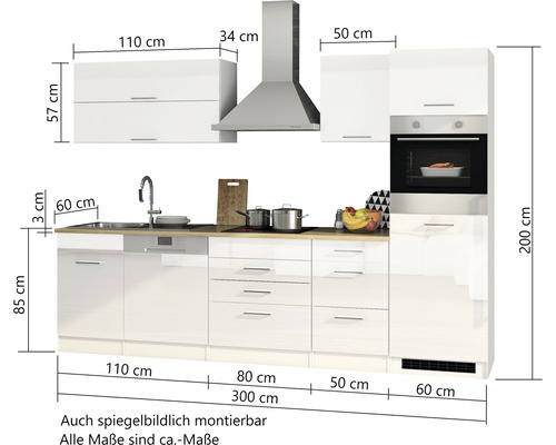 Komplette Küche mit Spüle, Geschirrspüler, Kochfeld, Backofen und Dunstabzugshaube mit Maßangaben.