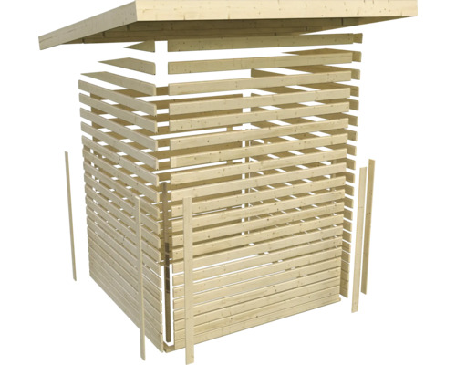 Construction en bois d''une cabane de jardin avec liteaux